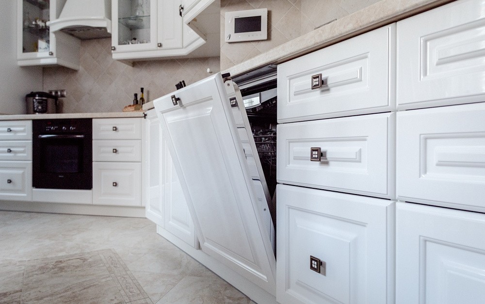 Кухня Айвори глянец