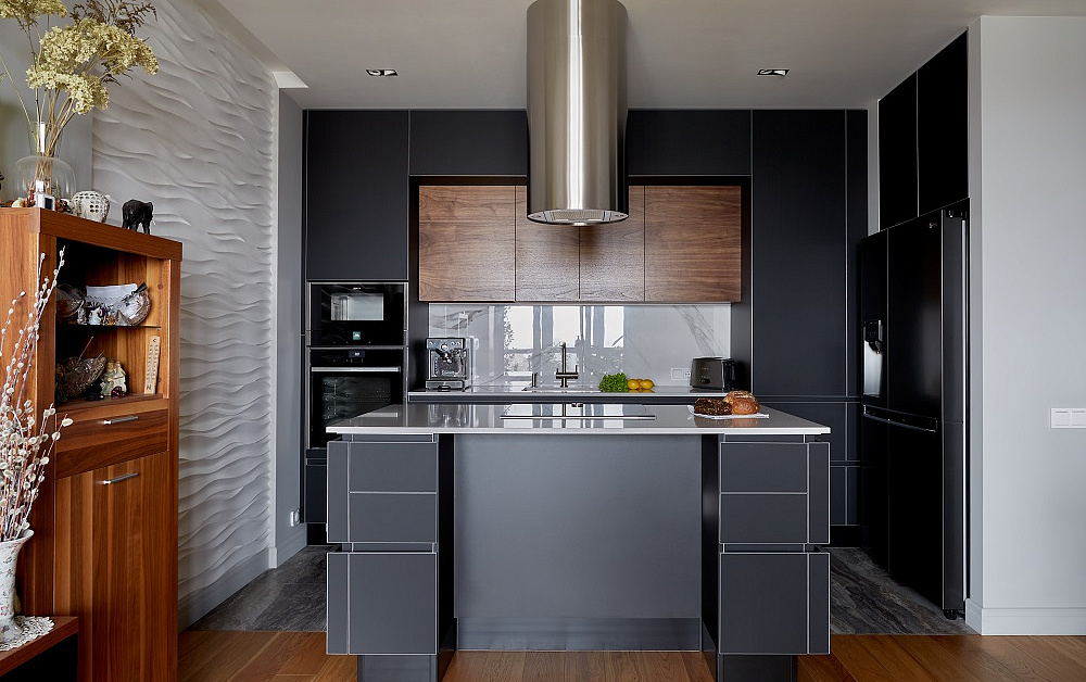 Брутальная кухня с древесными акцентами