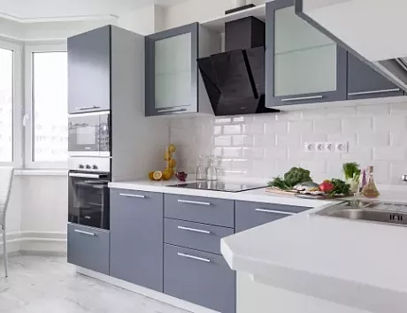 Серая кухня в Клину