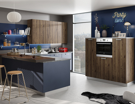 Темная кухня в Ростове-на-Дону