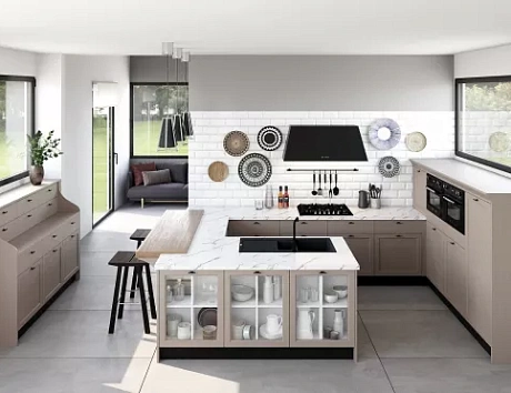 Бежевая кухня в Санкт-Петербурге