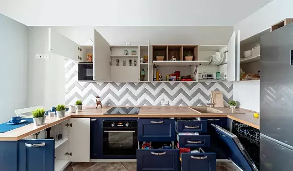 Синяя кухня в Тольятти