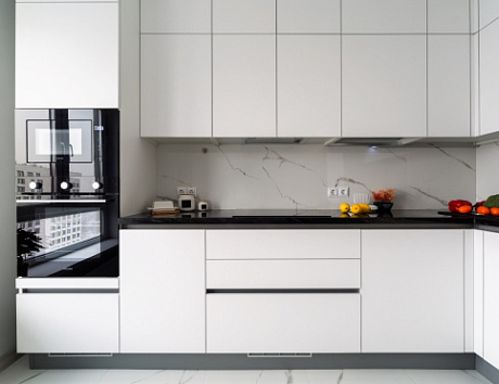 Кухни до потолка – современные модные тенденции