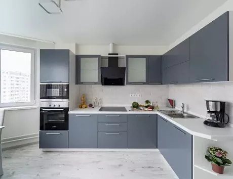 Серая кухня в Клину