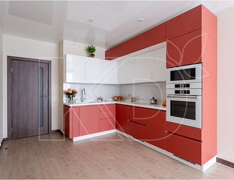 дизайн красно-белой кухни, дизайн кухни в красно-белых тонах
