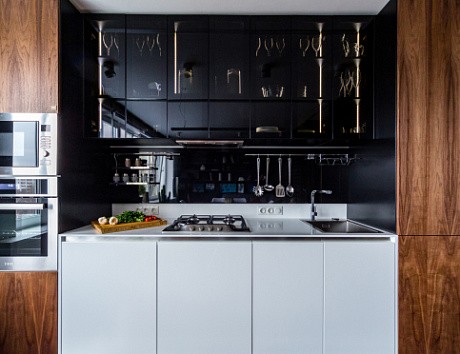 Коричневая кухня в Клину