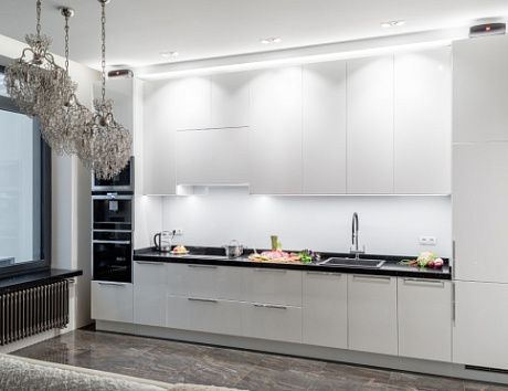 Белая кухня в Анапе