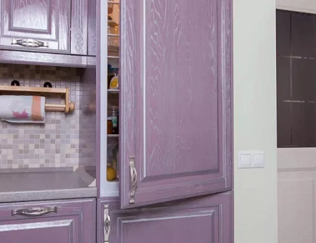 Фиолетовая кухня в Твери