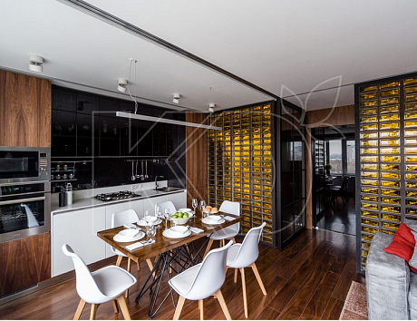 Белая кухня в интерьере