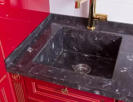 Глянцевая кухня в Ростове-на-Дону