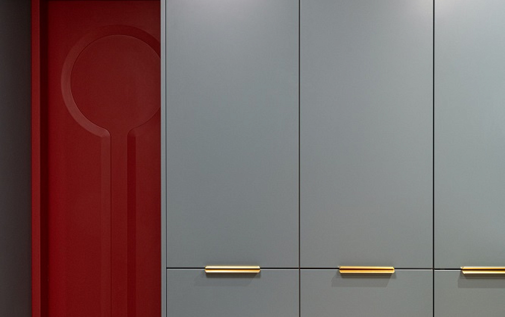 Колор-блок кухня для ТВ-проекта «Квартирный Вопрос»